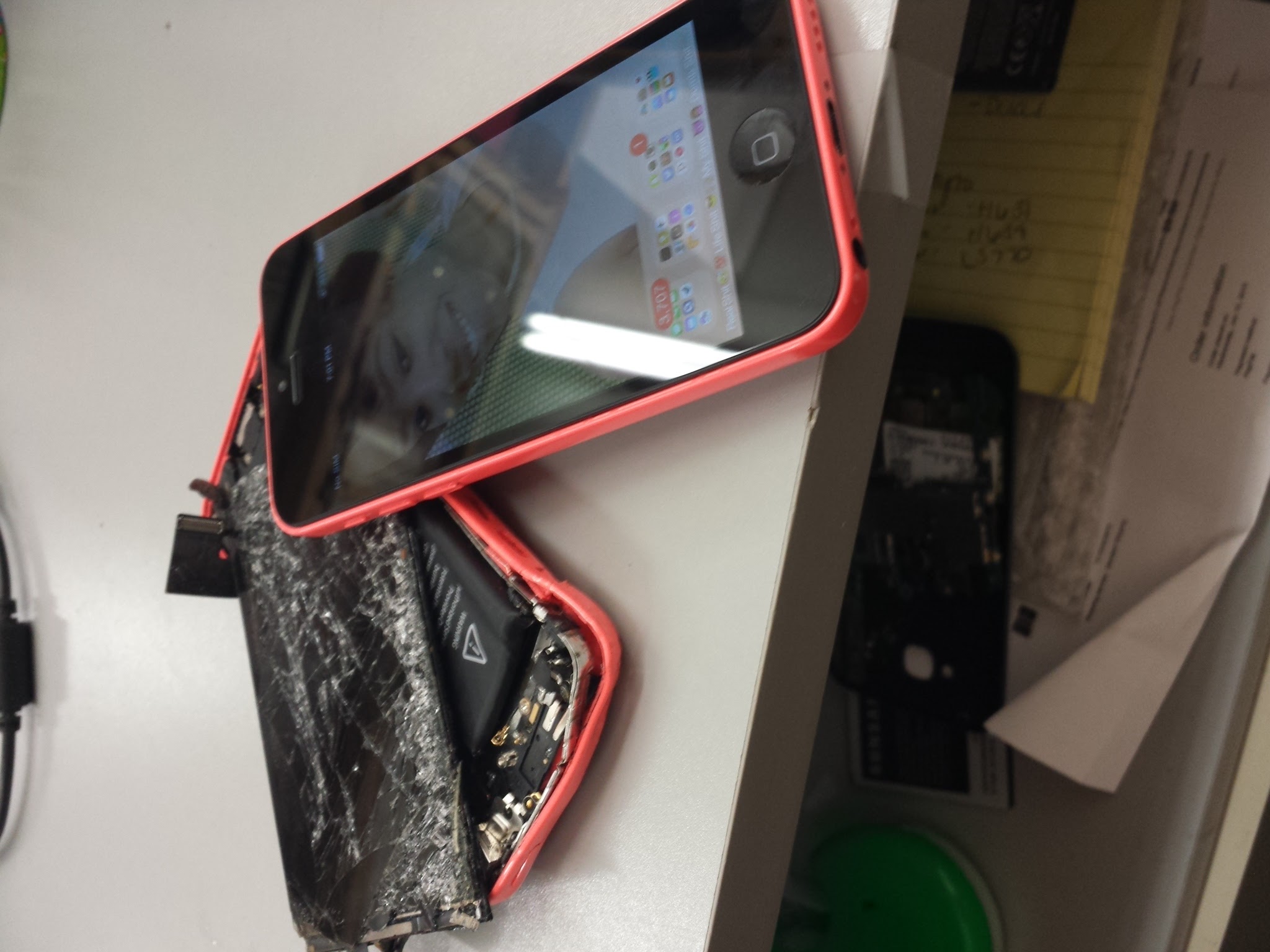 Before and after iPhone 5c screen repair - Expert phone repair service Decatur GA